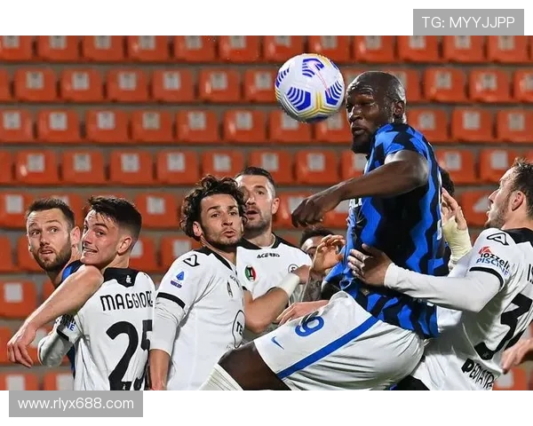 2010年欧冠半决赛巴塞罗那对阵国际米兰的经典对决回顾与分析