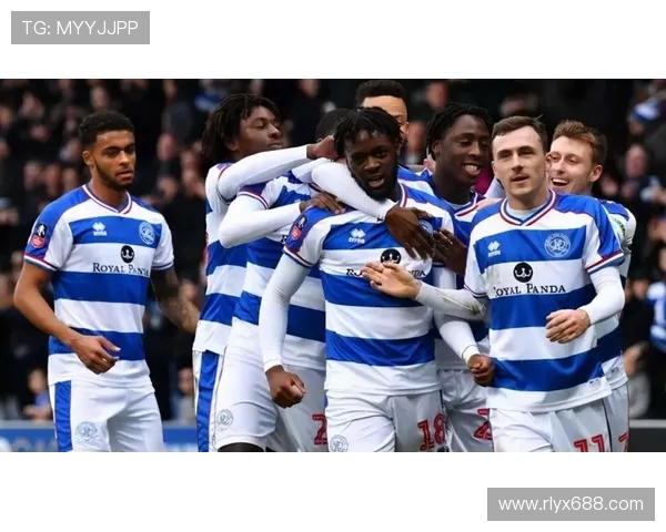 哈德斯联队迎战斯托克城队争夺英冠联赛重要三分之战