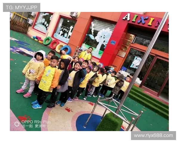 火箭队与灰熊队激战正酣比分胶着精彩瞬间回顾与分析 火箭队与灰熊队激战正酣比分胶着精彩瞬间回顾与分析