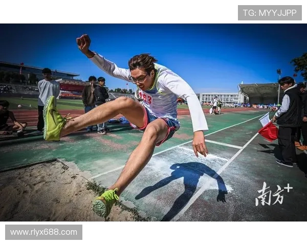 南京滑板队的拼搏之路:极限运动会背后的奋斗与梦想 南京滑板队的拼搏之路:极限运动会背后的奋斗与梦想